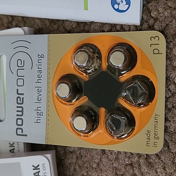 Phonak Audéo V Hearing Aid Set with Accessories *HEARING AIDS NOT INCLUDED* - Picture 2 of 5